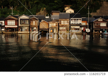 海船屋安靜的早晨 海船屋安靜的早晨 118201719
