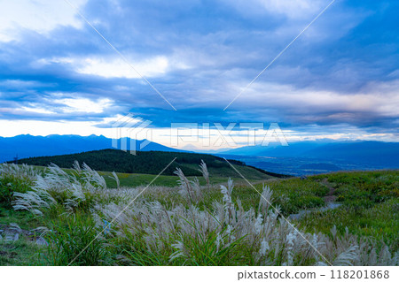 [富士山] 陰天從霧峰富士見台看到的富士山[長野縣] 118201868