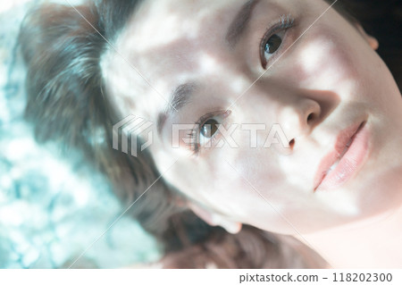 美 美容 美人 118202300