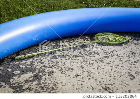 Dirty water in the pool 118202864