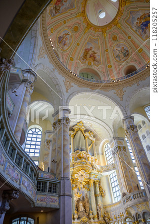 Interior of the Frauenkirche Church of Our Lady Lutheran church in Dresden, Saxony, Germany Interior of the Frauenkirche Church of Our Lady Lutheran church in Dresden, Saxony, Germany 118205257