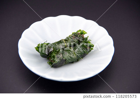 Shiso roll 118205573
