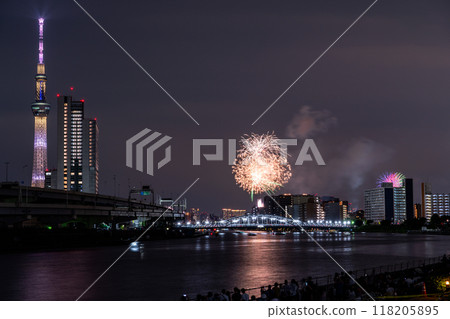 [東京]觀賞隅田川煙火大會和天空樹 118205895