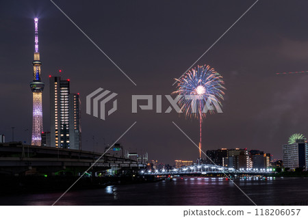 [東京]觀賞隅田川煙火大會和天空樹 118206057