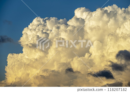Sunset sky, end of summer, late summer, early autumn, sky material 118207182
