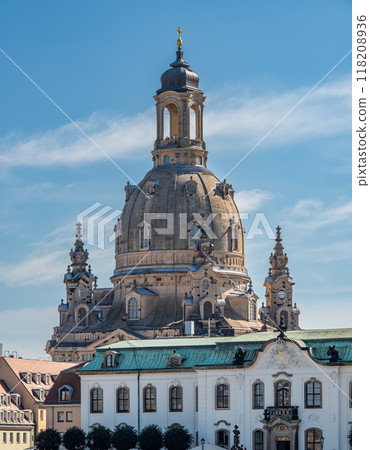 Huge dome of Frauenkirche Lutheran Church of Our Lady dominating the skyline of Dresden, Saxony, Germany Huge dome of Frauenkirche Lutheran Church of Our Lady dominating the skyline of Dresden, Saxony, Germany 118208936