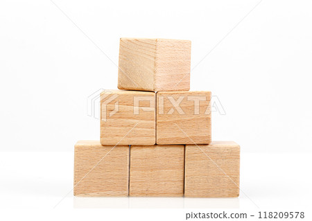 Wooden cubes on a white background 118209578