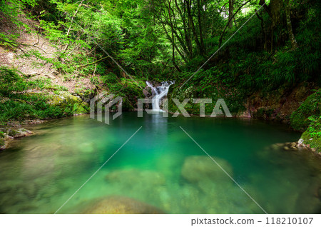 瀑布風景、花貫溪谷、不動瀑布 瀑布風景、花貫溪谷、不動瀑布 118210107