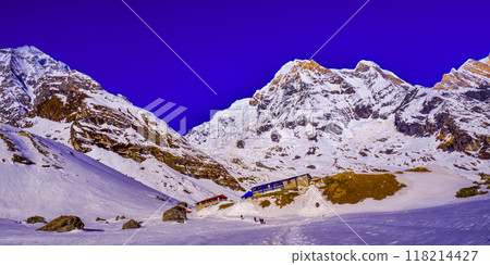 Annapurna Range Sunrise, Himalaya 118214427
