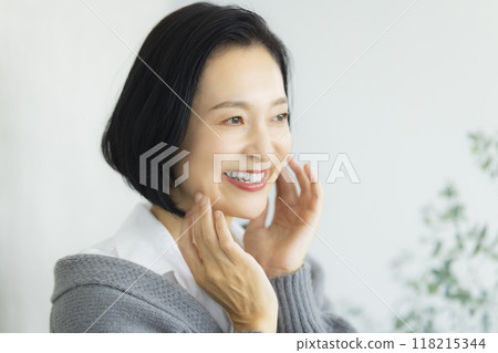 針織的中間女人 118215344