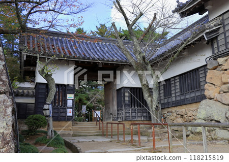 國寶松江城的城門(島根縣) 國寶松江城的城門(島根縣) 118215819