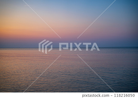 Sunset over the sea 118216050