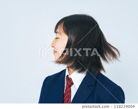 女學生甩頭髮 118219004