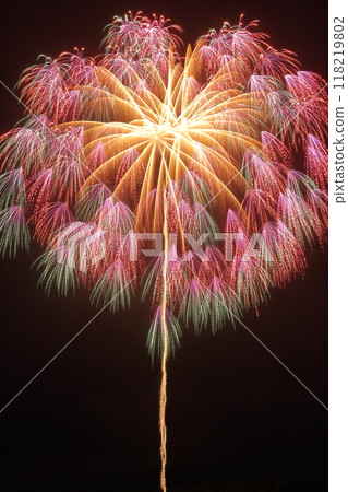 Fireworks (Katakai Festival, Ojiya City, Niigata Prefecture) Fireworks (Katakai Festival, Ojiya City, Niigata Prefecture) 118219802