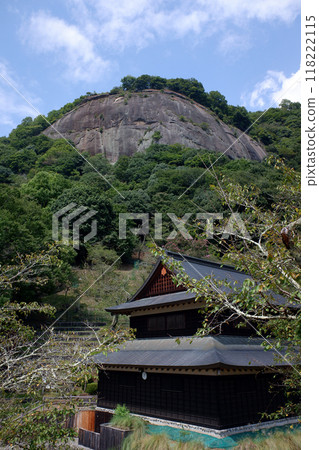 Iwadonoyama, Otsuki City, Yamanashi Prefecture Iwadonoyama, Otsuki City, Yamanashi Prefecture 118222115
