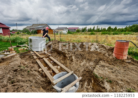 Installation of septic tank of concrete rings with your own hands. Installation of septic tank of concrete rings with your own hands. 118225953