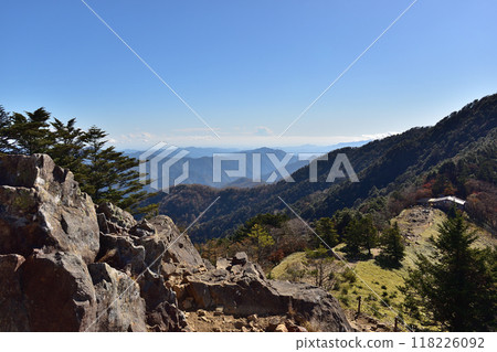 Yamanashi Prefecture Daibosatsu Pass Ridge and mountain lodge 118226092