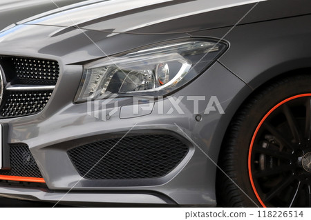 汽車前大燈 118226514