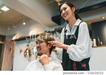 men, customer, gents 118228722