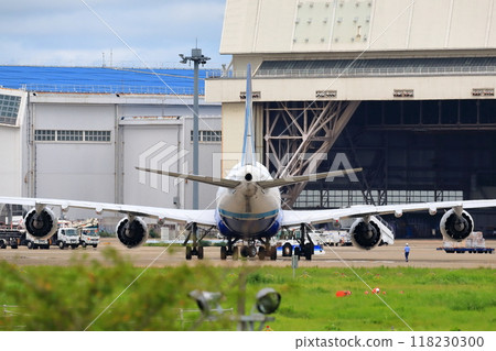 Takeoff and landing of an airliner Takeoff and landing of an airliner 118230300