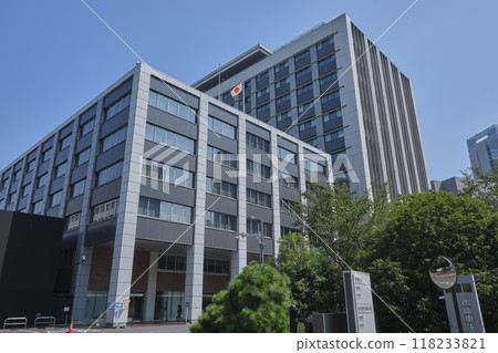 總理府旁的內閣辦公大樓 118233821