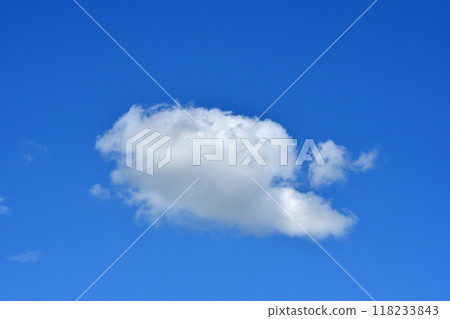藍天白雲，積雲，棉花雲，夏天形象 118233843