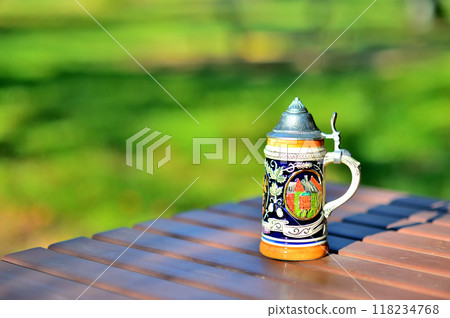 German beer mug with lid, park 118234768