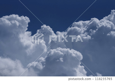 夏季藍天白雲 積雨雲 夏季影像 夏季天空風景 背景素材 圖片素材 118235765
