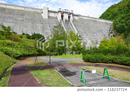 定山溪大壩（札幌市南區混凝土重力壩） 118237724