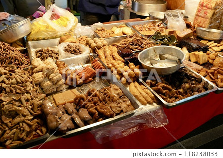 Taiwan night market/food stall image Taiwan night market/food stall image 118238033