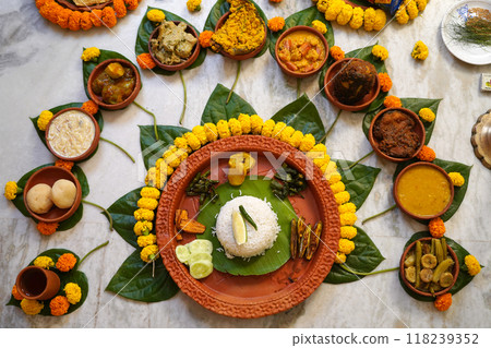 Special Bengali food for Special occasion served in earthenware 118239352