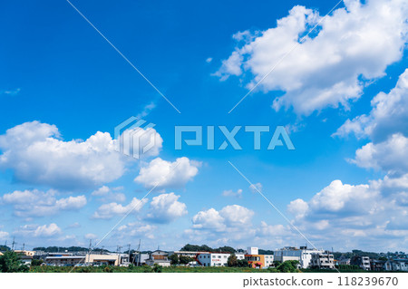 夏日天空清新的住宅區 夏日天空清新的住宅區 118239670