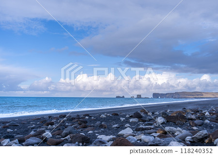 Serenity of Reynisfjara: Black Sand Beach, Iceland. 118240352