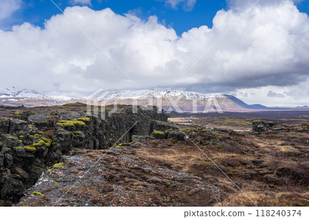 Continental Drift at Thingvellir National Park. 118240374