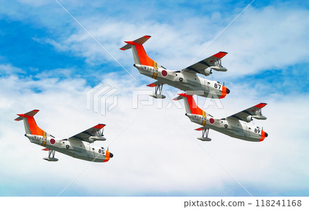 海上自衛隊US-1A型水上飛機編隊飛行 118241168