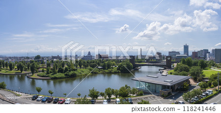 Panoramic view of Toyama City, Toyama Prefecture 118241446