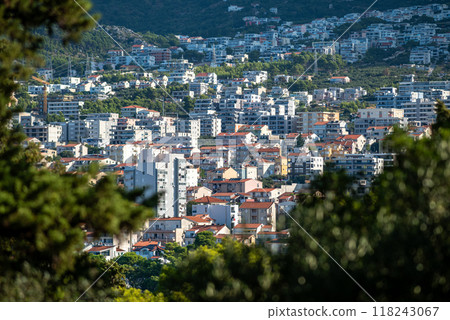 Makarska town, popular tourist seaside resort on the Adriatic sea coastline of Croatia Makarska town, popular tourist seaside resort on the Adriatic sea coastline of Croatia 118243067