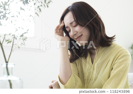 一個有著困惑的女人 118243896