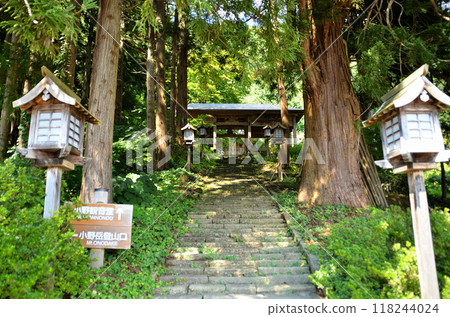 Fukushima Prefecture Minamiaizu District Shimogo Town Okuaizu Thirty-Three Kannon Temples, 10th Temple Daihiden Ono Kannon 118244024