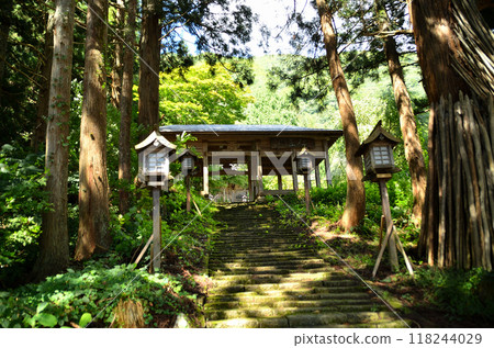 Fukushima Prefecture Minamiaizu District Shimogo Town Okuaizu Thirty-Three Kannon Temples, 10th Temple Daihiden Ono Kannon Fukushima Prefecture Minamiaizu District Shimogo Town Okuaizu Thirty-Three Kannon Temples, 10th Temple Daihiden Ono Kannon 118244029