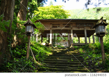 Fukushima Prefecture Minamiaizu District Shimogo Town Okuaizu Thirty-Three Kannon Temples, 10th Temple Daihiden Ono Kannon Fukushima Prefecture Minamiaizu District Shimogo Town Okuaizu Thirty-Three Kannon Temples, 10th Temple Daihiden Ono Kannon 118244033