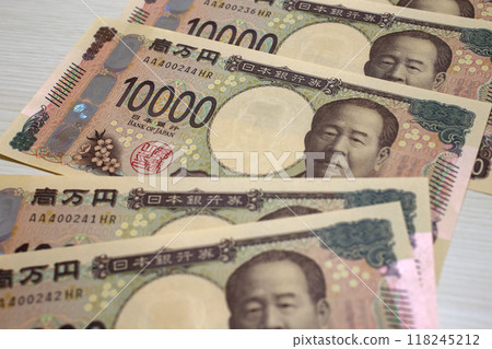 1萬日元紙幣日元 1萬日元紙幣日元 118245212