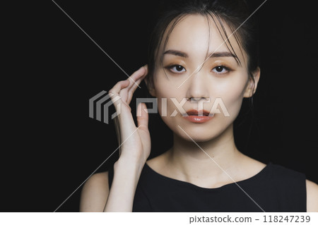 Woman on a black background 118247239