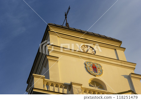 Minsk City Hall exterior, tower clock 118251479