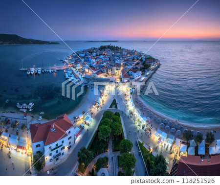 Aeriel view of old town with street lights on island at night 118251526