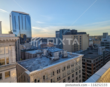Portland, Oregon, USA - 05.14.2024: View of downtown Portland, Oregon 118252133