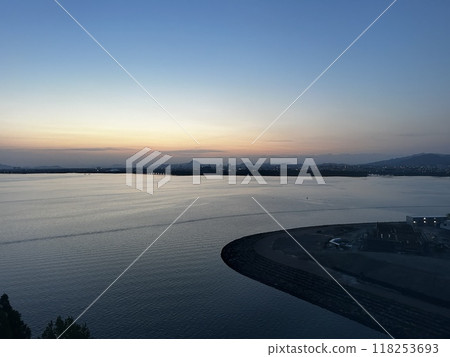 海上日出 118253693