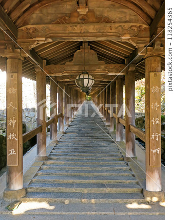 Nara, Hatsuse, Hasedera Temple, Tororo, Niomon Gate to Main Hall 118254365