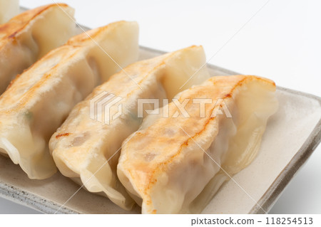 烤餃子的特寫 烤餃子的特寫 118254513