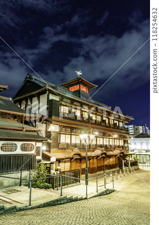 愛媛縣松山市道後溫泉道本溫泉本館 118254632